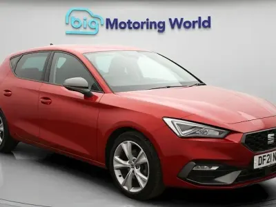 Begagnad Seat Leon FR 131 HK (96 kW) 2023 Halvkombi
