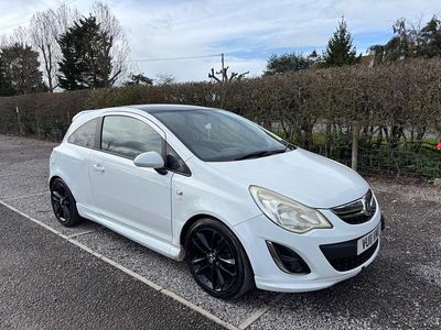 Second-hand Vauxhall Corsa Edition 2011 Alb Hatchback