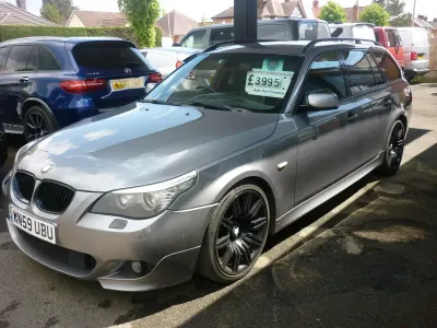 Usado BMW 520 M Sport 177 CV (130 kW) 2009 Gris Familiar