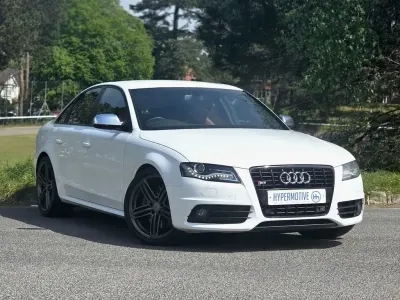 Usado Audi S4 Design 333 HP (244 kW) 2010 Branco Sedan
