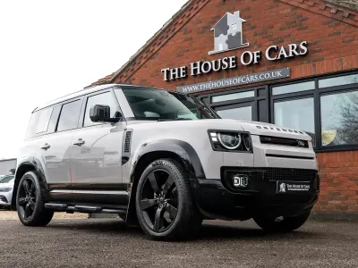 Used Land Rover Defender HSE Dynamic 2025 Grey SUV