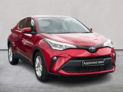 Used Toyota C-HR 122 HP (89 kW) 2023 Red SUV