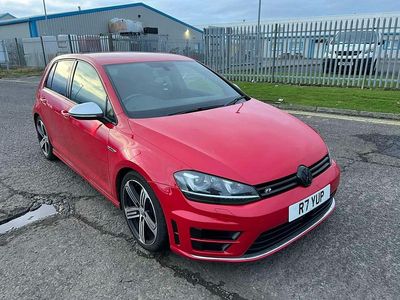 Used VW Golf VII R 2015 Red Hatchback