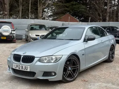 Usado BMW 320 Cabriolet Sport Line 184 HP (135 kW) 2012 Azul Cabrios