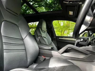 Usado Porsche Cayenne 340 HP (250 kW) 2018 Azul SUV