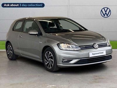 Used VW Golf VII Match 130 HP (95 kW) 2019 Silver Hatchback