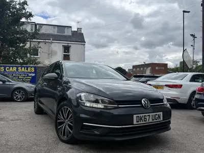 Used VW Golf VII SE 113 HP (83 kW) 2017 Grey Hatchback