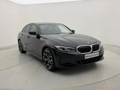 Novo BMW 320 Sport Line 181 HP (133 kW) 2025 Preto