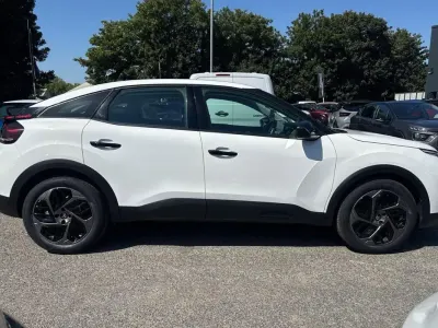 Used Citroën C4 PureTech 99 HP (72 kW) 2023 White SUV