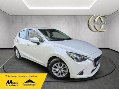 Used Mazda 2 2018 White Hatchback