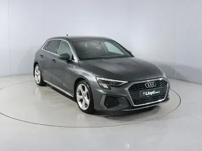 Begagnad Audi A3 S-Line 150 HK (110 kW) 2020 Grå Sedan