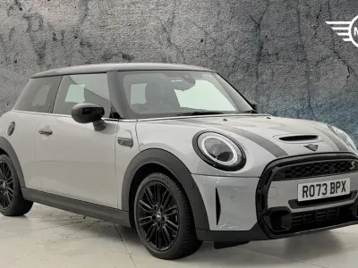 Used Mini Cooper S Exclusive 176 HP (129 kW) 2024 Silver Hatchback