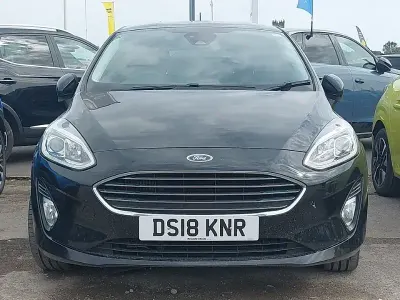 Used Ford Fiesta Titanium 125 HP (91 kW) 2018 Black Hatchback