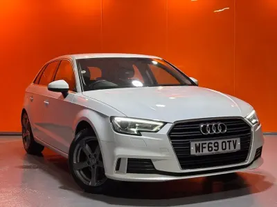 Used Audi A3 Sportback Sport 116 HP (85 kW) 2019 White Hatchback
