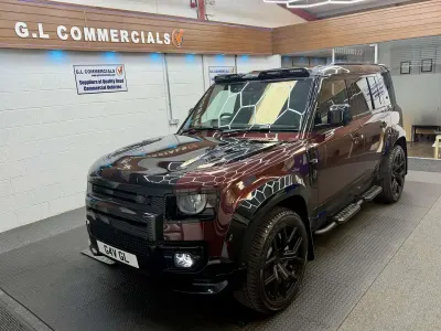 New Land Rover Defender S 350 HP (257 kW) 2025 Red SUV