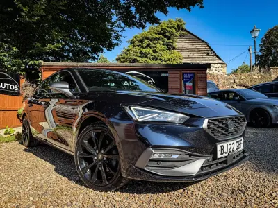 Used Seat Leon FR Sport 150 HP (110 kW) 2022 Blue Hatchback