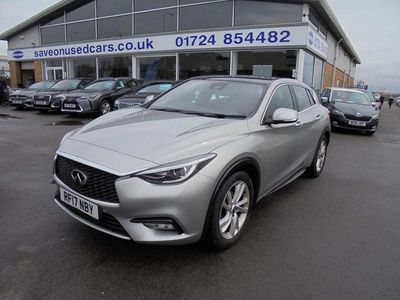 Used Infiniti Q30 Premium 109 HP (80 kW) 2017 Silver Hatchback