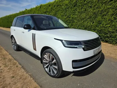 Used Land Rover Range Rover 530 HP (389 kW) 2022 White SUV