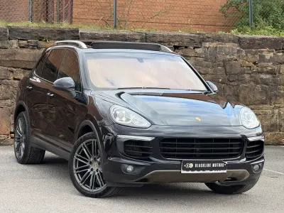 Używany Porsche Cayenne 262 KM (192 kW) 2015 Czarny SUV