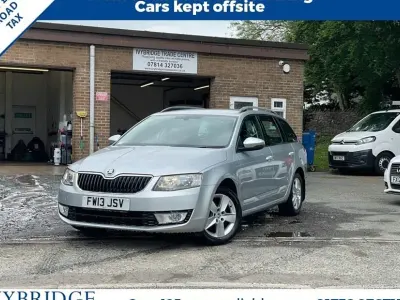 Usado Skoda Octavia SE 105 CV (77 kW) 2013 Plateado Familiar