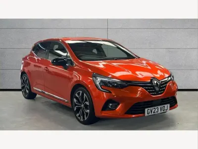 Used Renault Clio Techno 143 HP (105 kW) 2023 Orange Hatchback