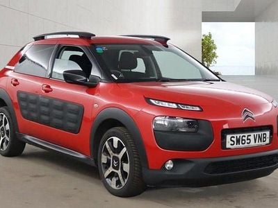 Used Citroën C4 Cactus Flair 110 HP (80 kW) 2016 Red Hatchback