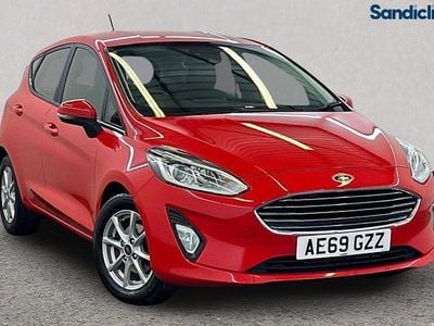 Used Ford Fiesta Zetec 101 HP (74 kW) 2019 Red Hatchback