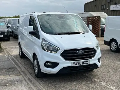 Used Ford Transit Custom Limited 130 HP (95 kW) 2021 White Van