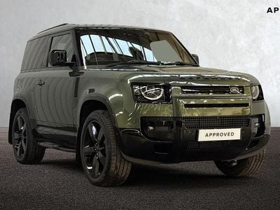 Woolstone green Used 2025 Land Rover Defender SE Dynamic Estate | £66,990 (Fair price)
