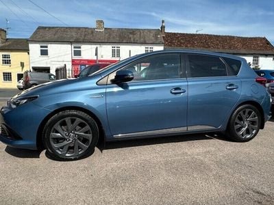 Toyota Auris Hybrid