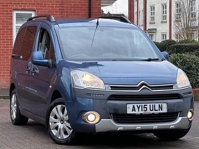 Blue Used 2015 Citroën Berlingo XTR MPV | £4,300 (Good price)