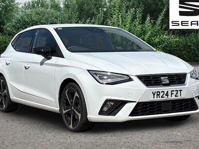 Begagnad Seat Ibiza FR Sport 110 HK (80 kW) 2023 Vit Halvkombi
