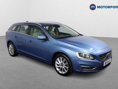 Usado Volvo V60 SE Lux 190 CV (139 kW) 2016 Azul Familiar
