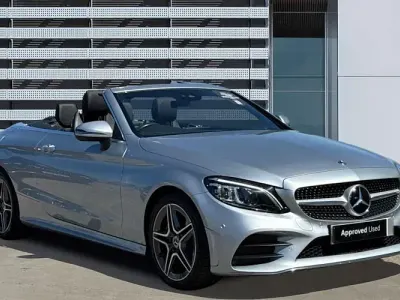 Usado Mercedes C220 AMG line 194 HP (142 kW) 2022 Prateado Cabrios