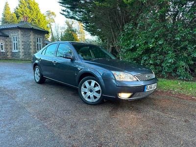 Used Ford Mondeo Ghia 145 HP (106 kW) 2006 Grey Hatchback