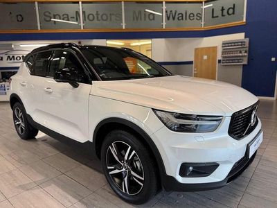 Used Volvo XC40 R-Design 150 HP (110 kW) 2019 White SUV