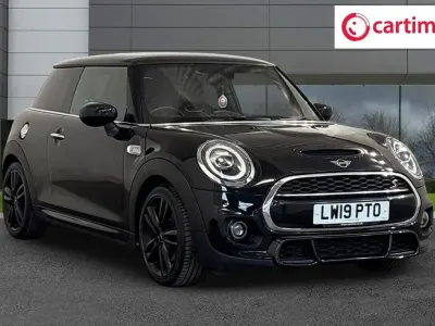 Used Mini Cooper S Hatch 192 HP (141 kW) 2019 Black Hatchback