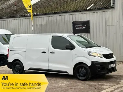 Używany Peugeot Expert Premium 2022 Biały Van