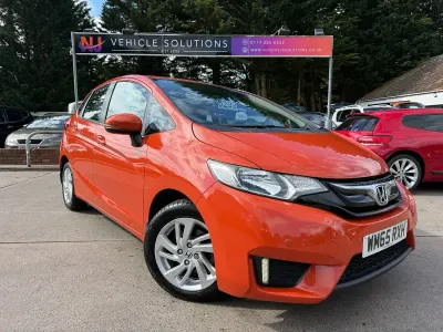 Used Honda Jazz SE 102 HP (75 kW) 2015 Orange Hatchback
