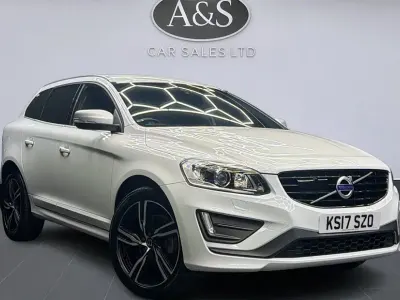 Used Volvo XC60 R-Design 216 HP (158 kW) 2017 White SUV