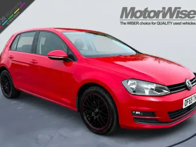 Usado VW Golf VII Match 110 HP (80 kW) 2015 Vermelho Citadino