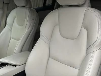 Begagnad Volvo V60 CC 187 HK (137 kW) 2019 Grå Kombi