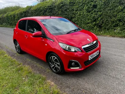 Used Peugeot 108 Allure 82 HP (60 kW) 2014 Red Hatchback