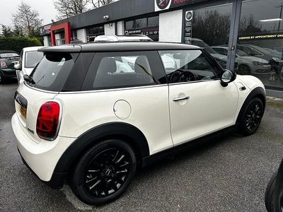 Used Mini Cooper Classic 2019 White Hatchback