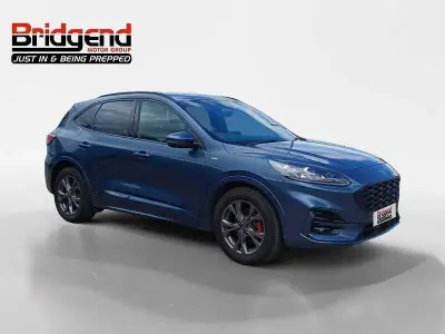 Używany Ford Kuga ST-Line 225 KM (165 kW) 2021 Niebieski SUV