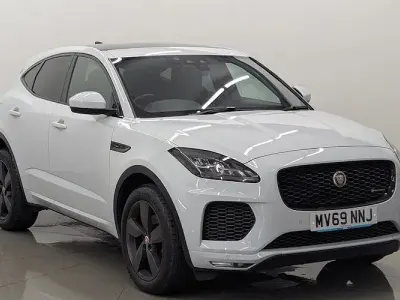 Używany Jaguar E-Pace Chequered Flag 150 KM (110 kW) 2019 Biały SUV