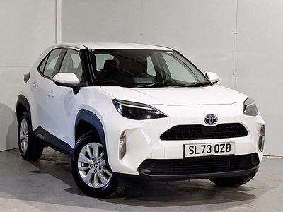 Used Toyota Yaris Hybrid 116 HP (85 kW) 2023 White Estate