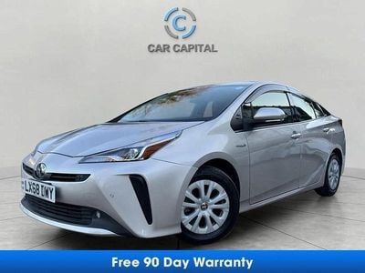 Used Toyota Prius Active 122 HP (89 kW) 2019 Beige Hatchback