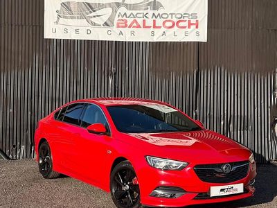 Used Vauxhall Insignia SRi 170 HP (125 kW) 2019 Red Hatchback