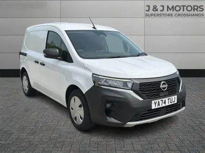 Used Nissan Townstar Acenta 130 HP (95 kW) 2024 White Van
